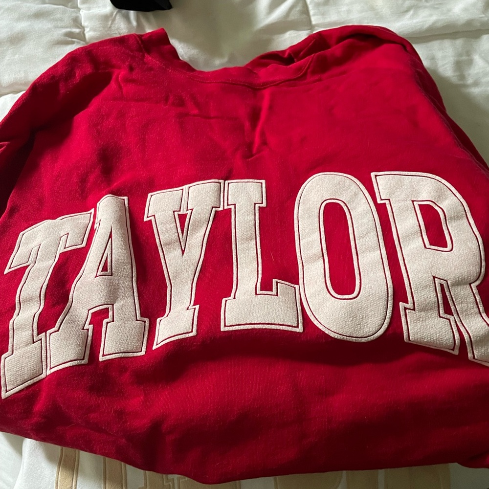 THE BAR VARISTY SWEATSHIRT TAYLOR